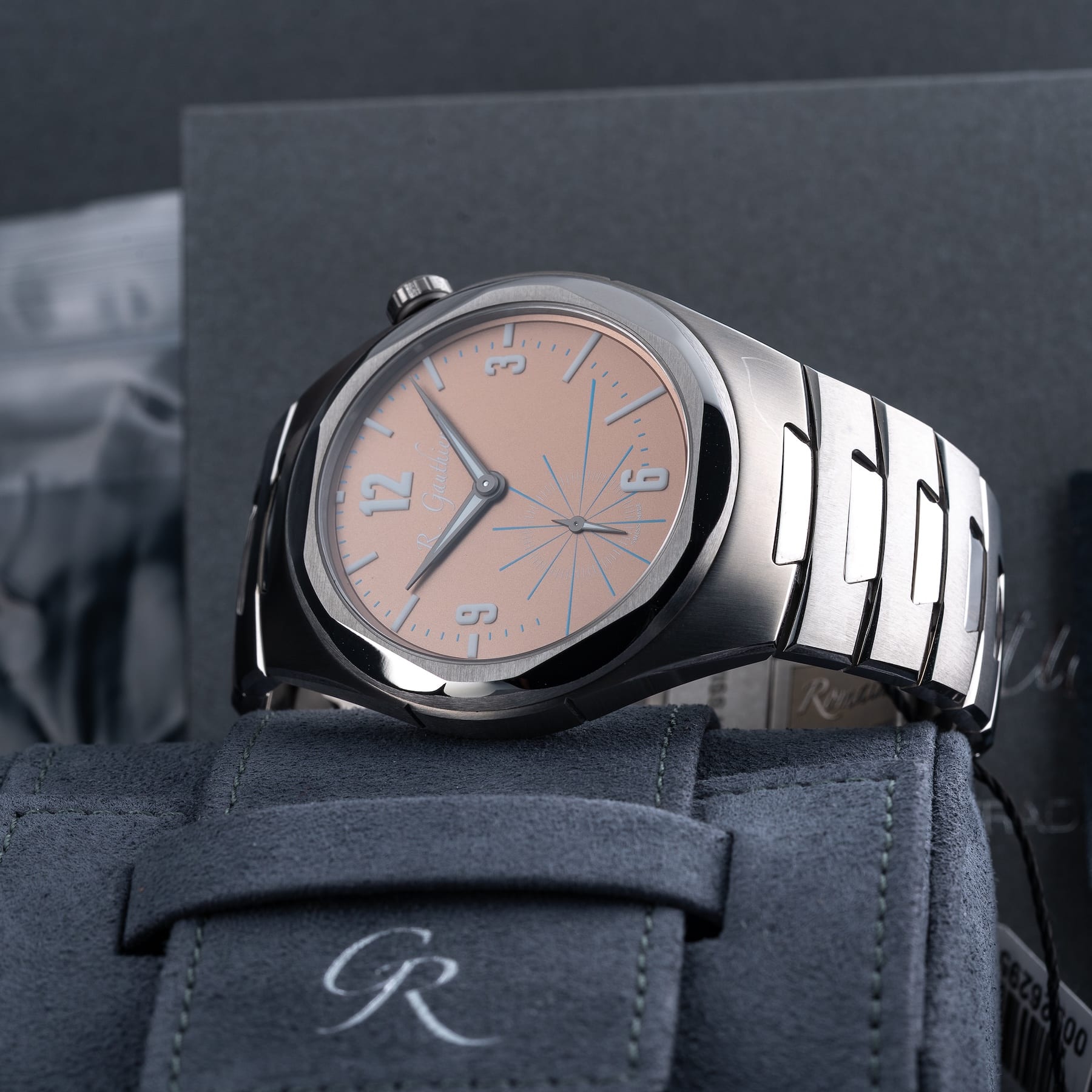 Romain Gauthier MON00581 C Titanium Edition