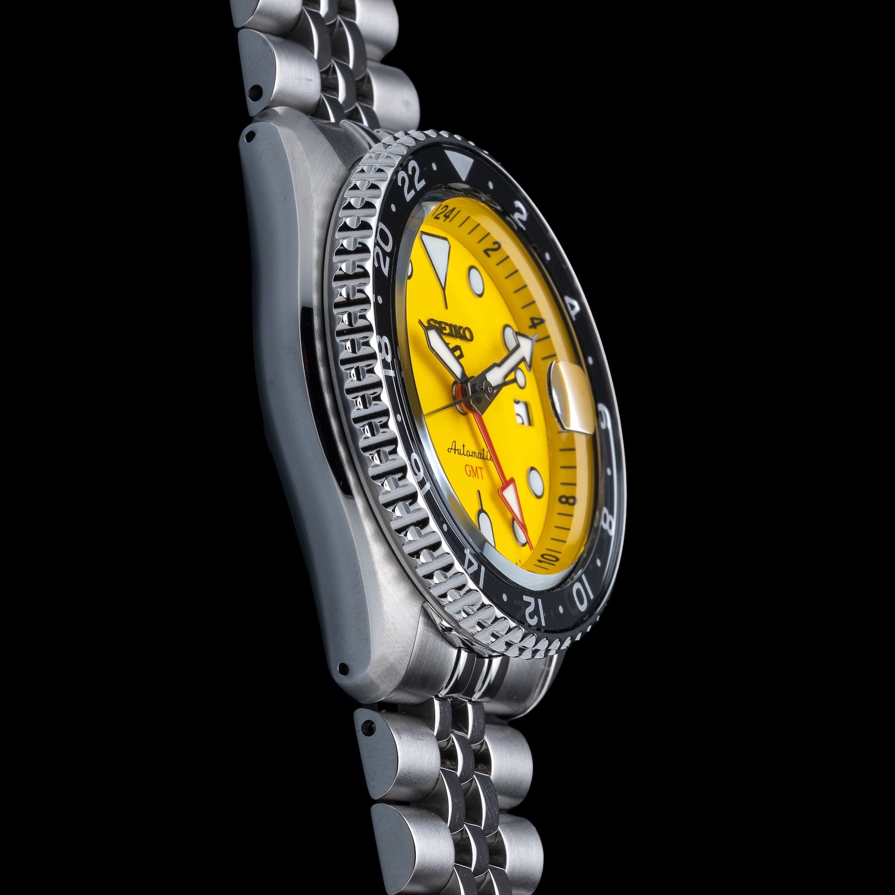 Seiko 5 Sports GMT SSK017 Yellow