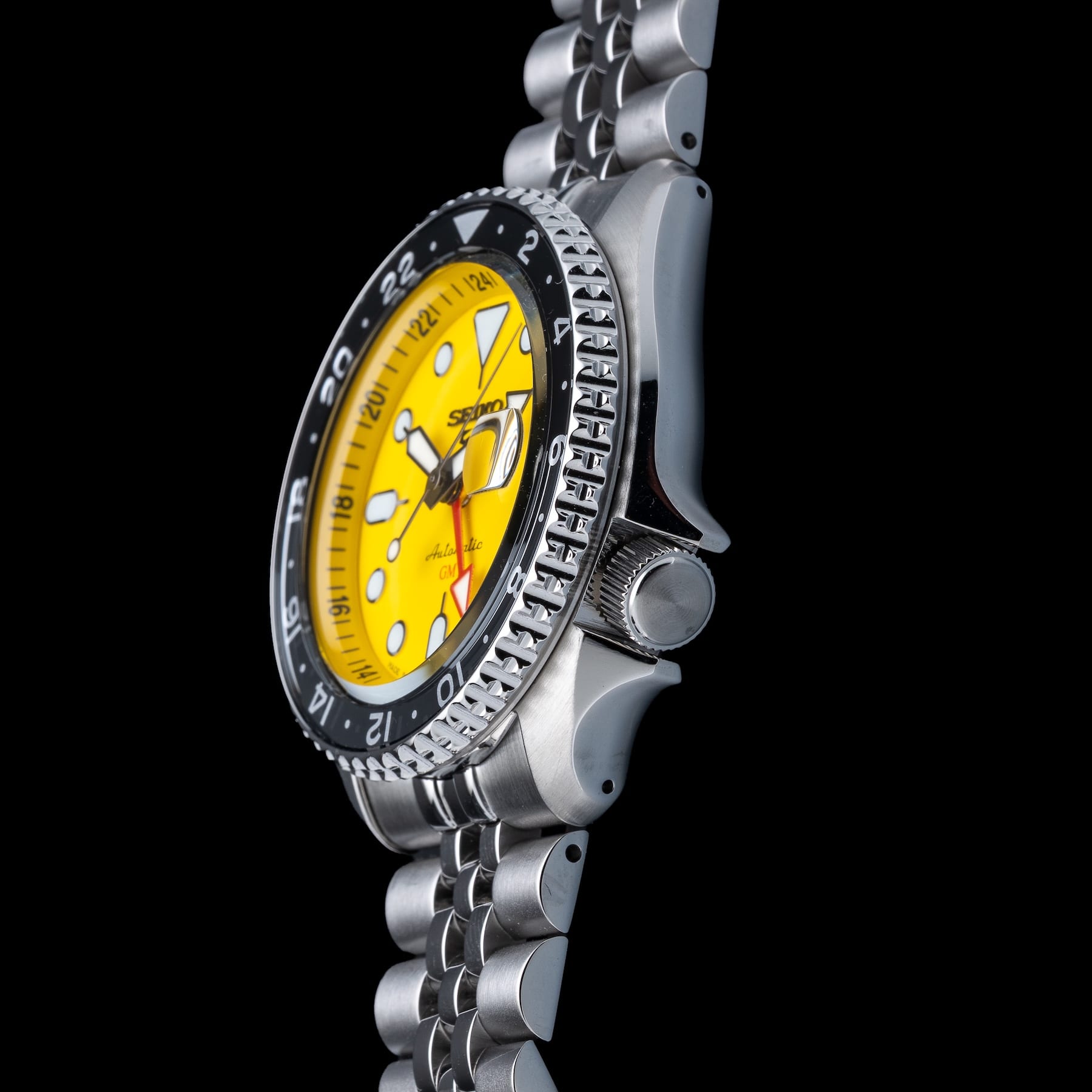 Seiko 5 Sports GMT SSK017 Yellow