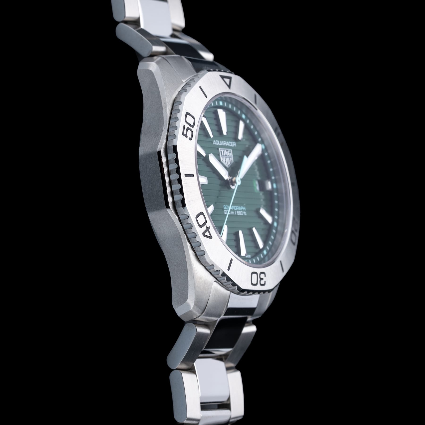 TAG Heuer WBP1115.BA0000 Aquaracer PROFESSIONAL 200 Date