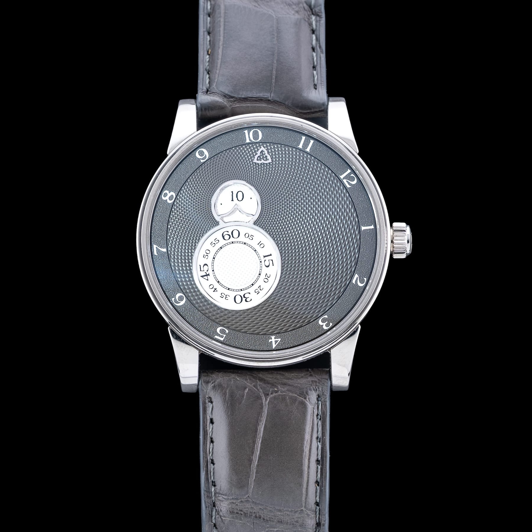Trilobe Nuit Fantastique Guilloche Brume NF06GB