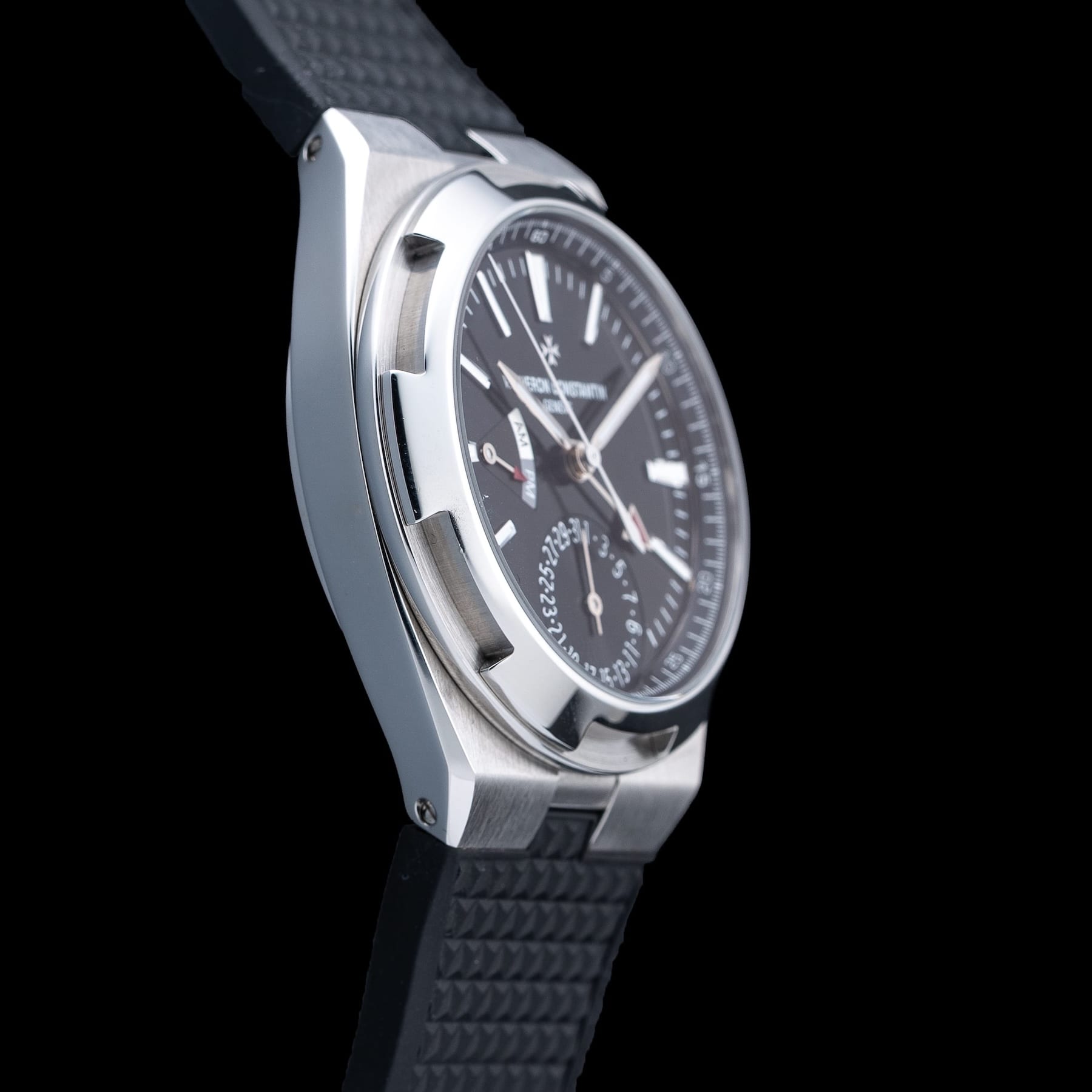 Vacheron Constantin Overseas Dual Time 7900V/110A-B546