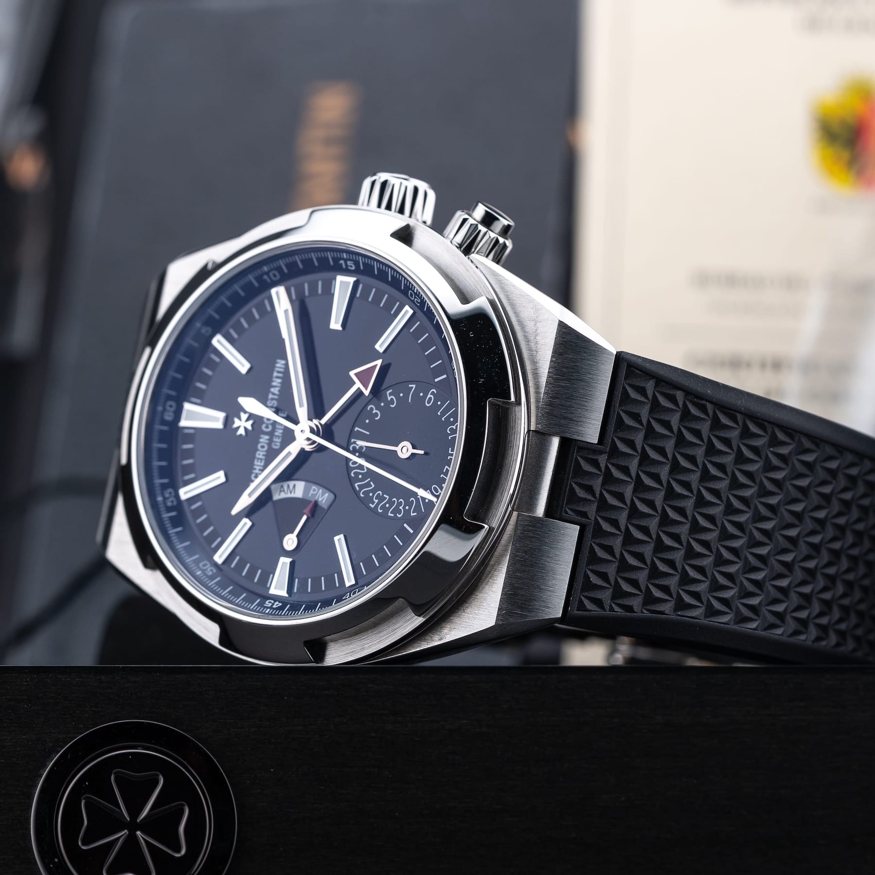 Vacheron Constantin Overseas Dual Time 7900V/110A-B546