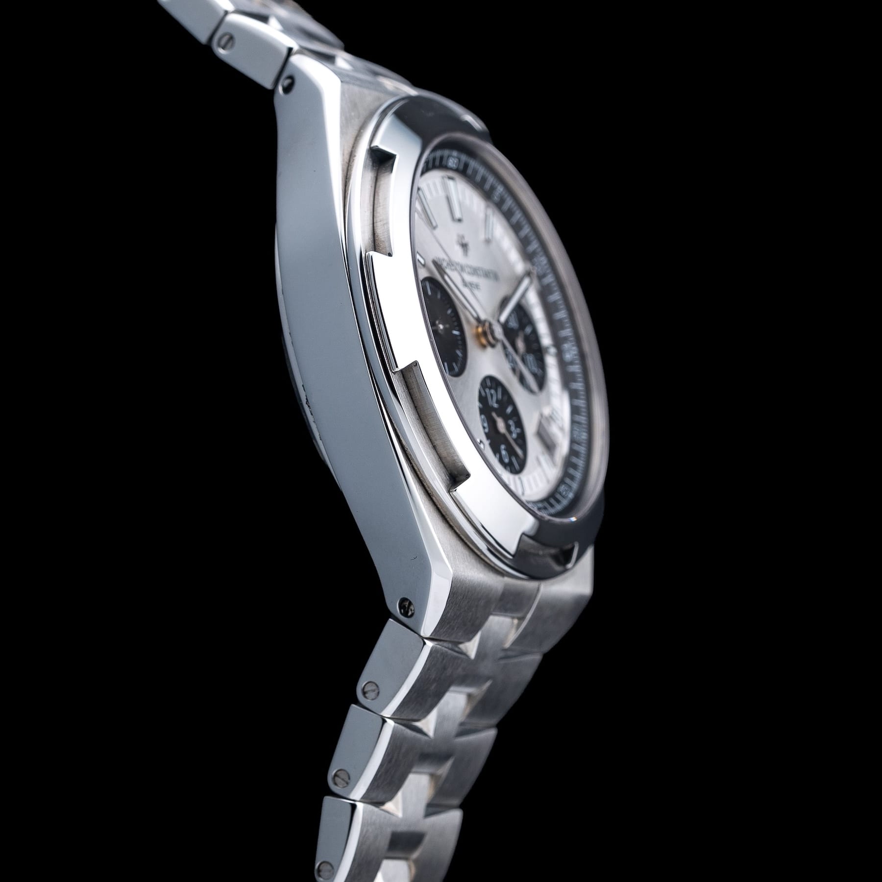 Vacheron Constantin Overseas Chronograph Panda 5500V/110A-B686