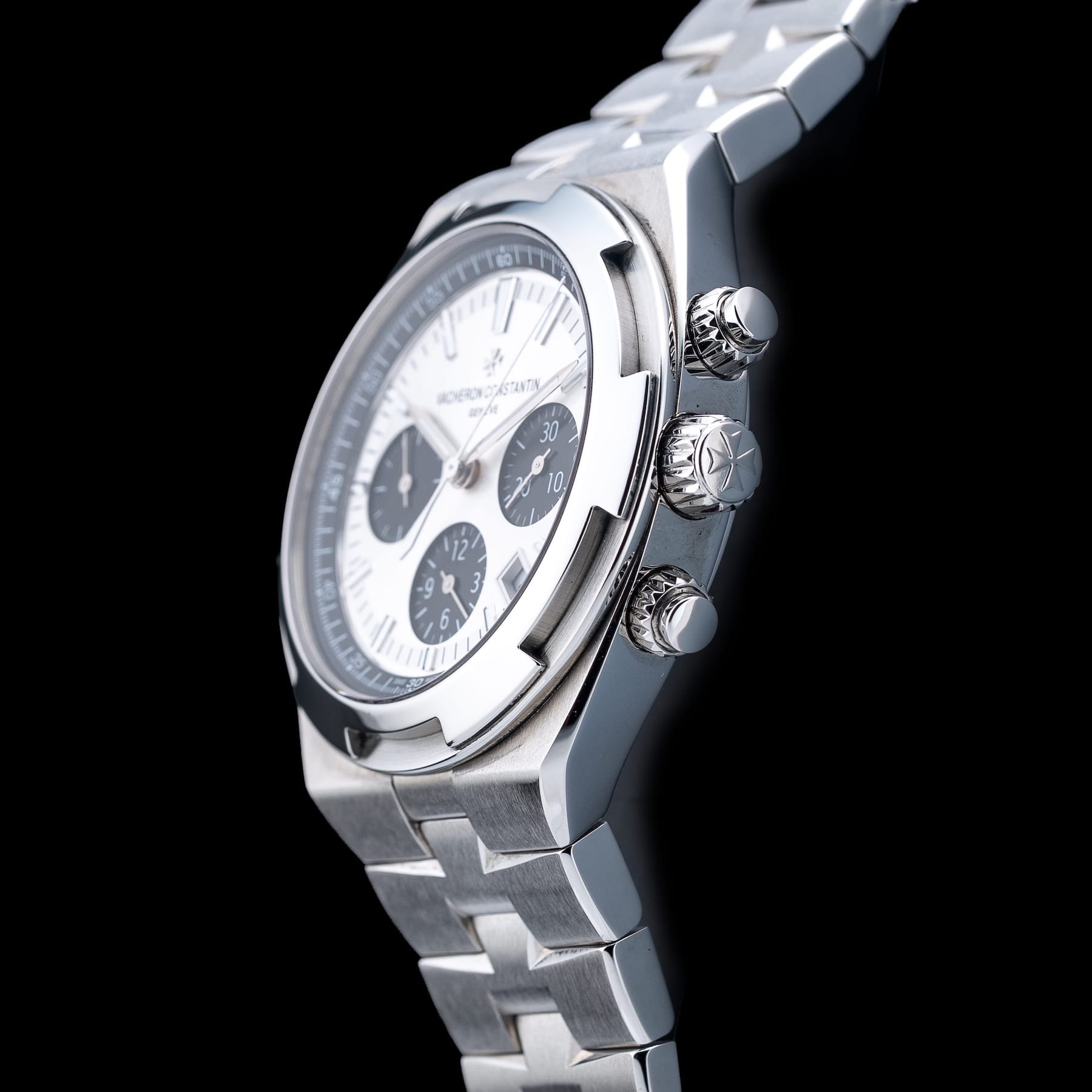 Vacheron Constantin Overseas Chronograph Panda 5500V/110A-B686