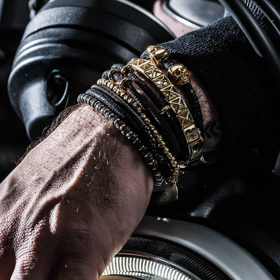 Titanium vs. Stainless Steel Watches (Durability, Aesthetics, Etc.)